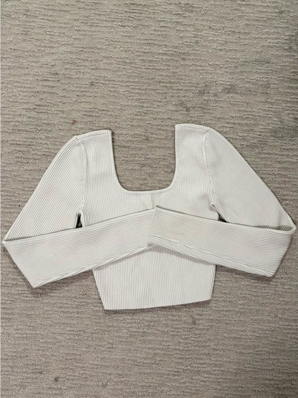 Aritzia Babaton Sculpt Knit Squareneck Crop Longsleeve - Matte Pearl (Size 2XS)
